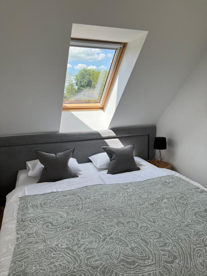 Osada Ladimorg Villa Moryn Екстериор снимка